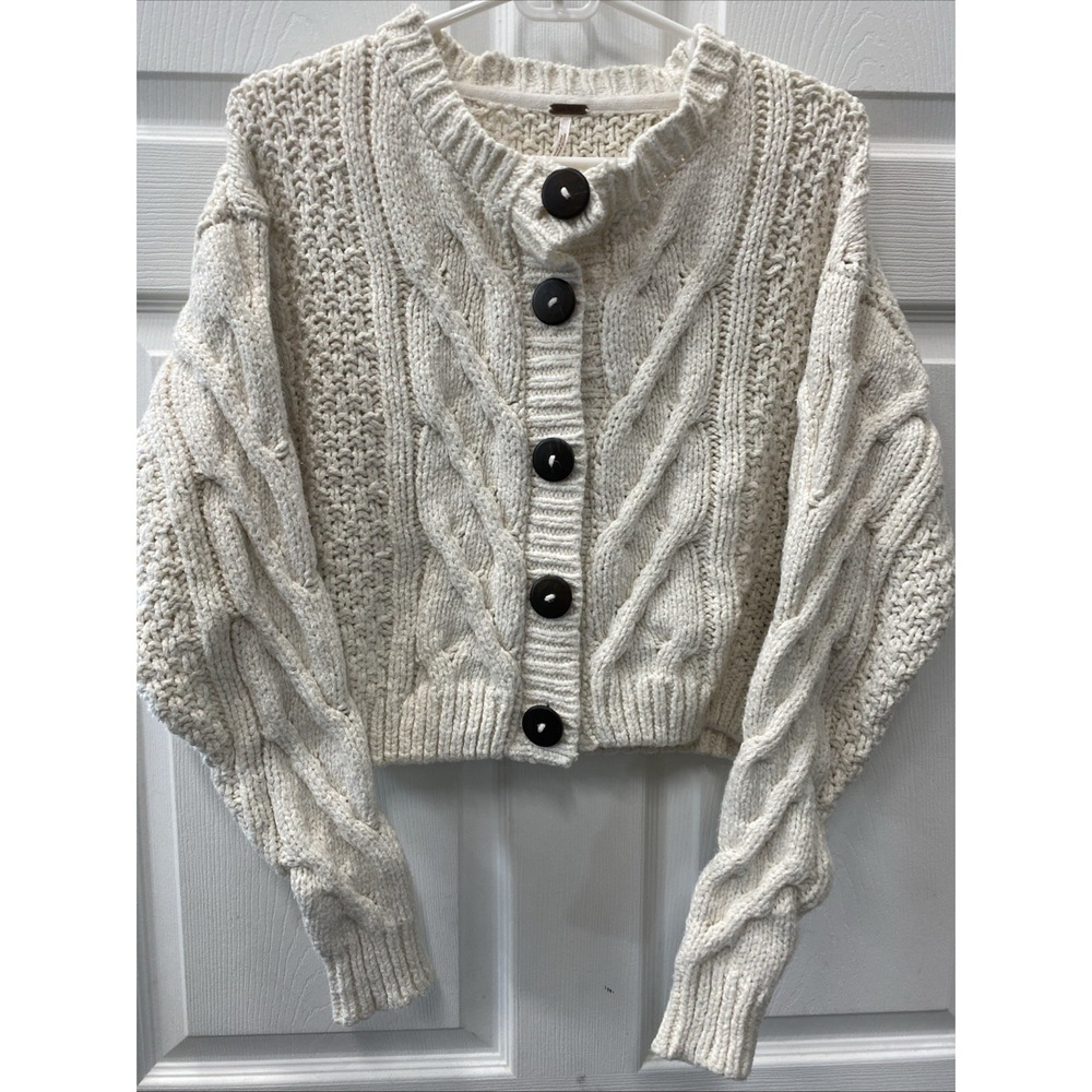 FREE PEOPLE Silver Feather Chunky Knit 100% Cotton Cardigan size small fashionab